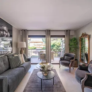 Mi Casa Tu Casa - Pg , Cannes Francja